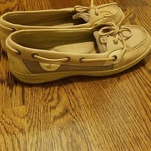 Sperry topsider shoes